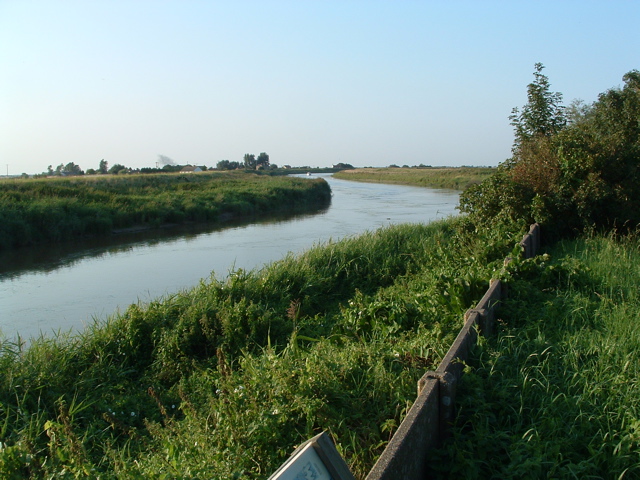 The New Bedford River at Denver Sluice